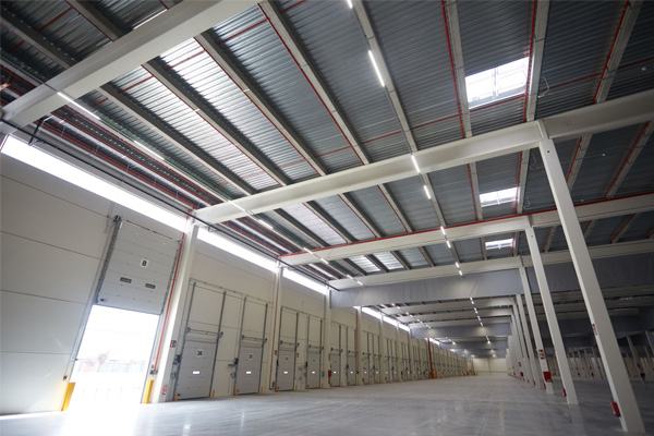 Interior nave en Torija