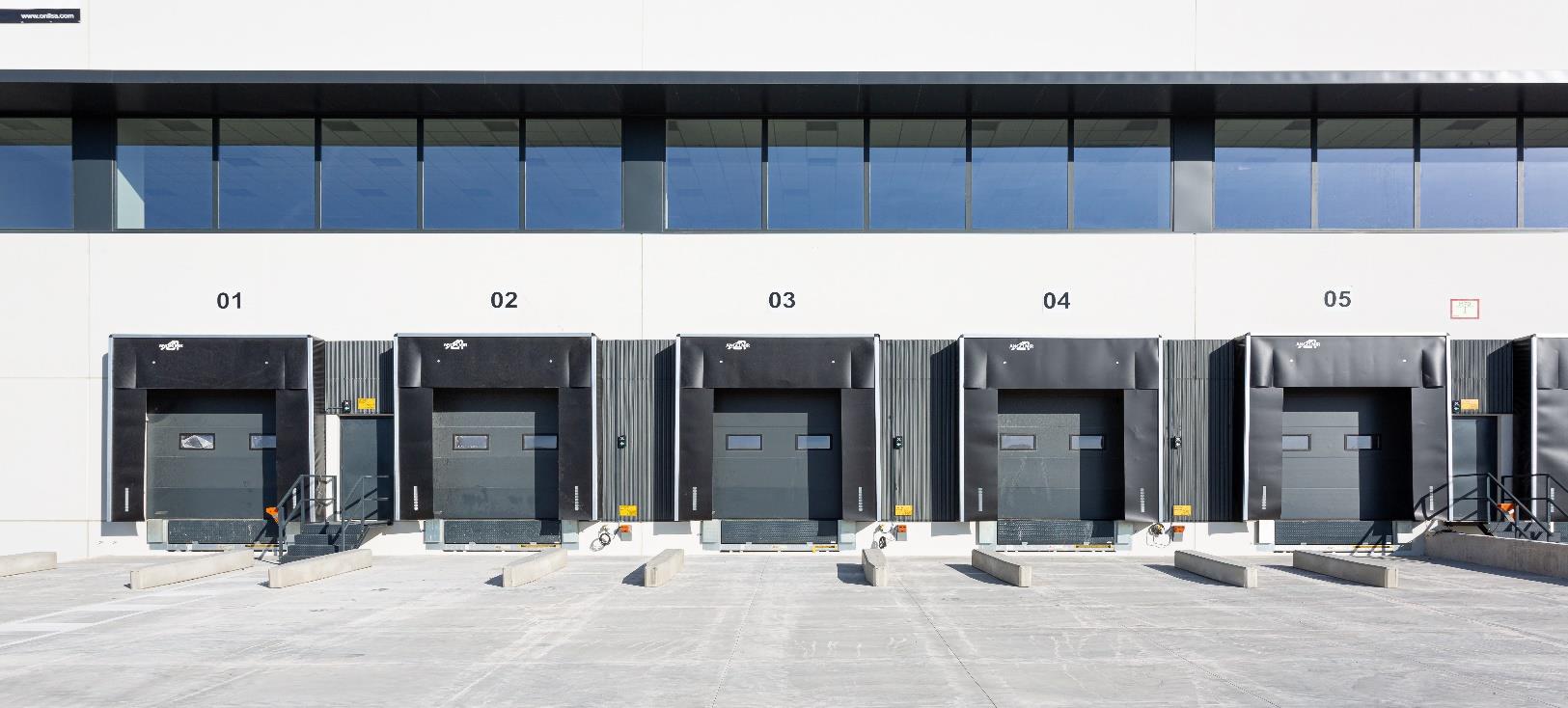 Muelles de carga de la nave