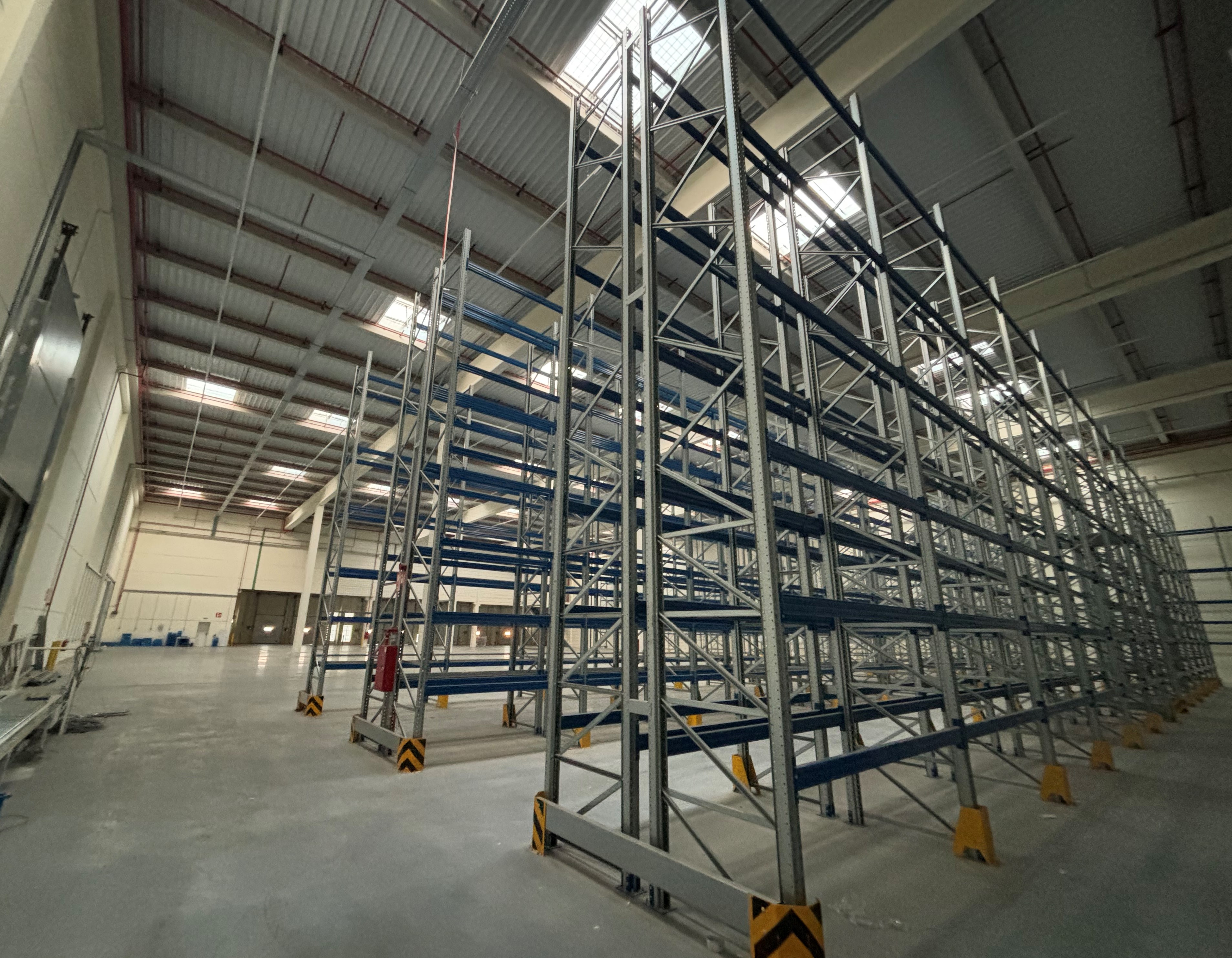 Espacio de almacenamiento nave frigorífica