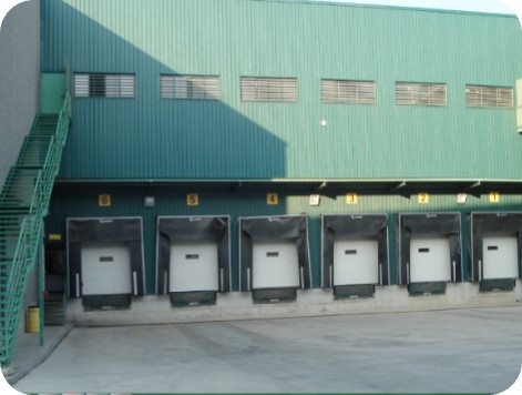 Fachada de la nave (foto 3)