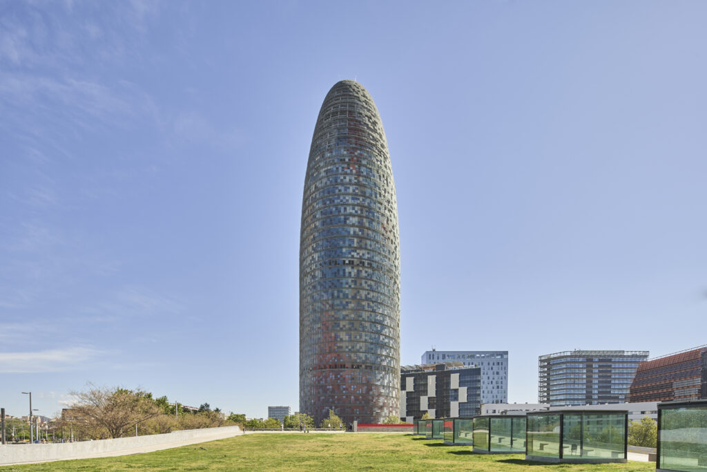 Loom Glories exterior