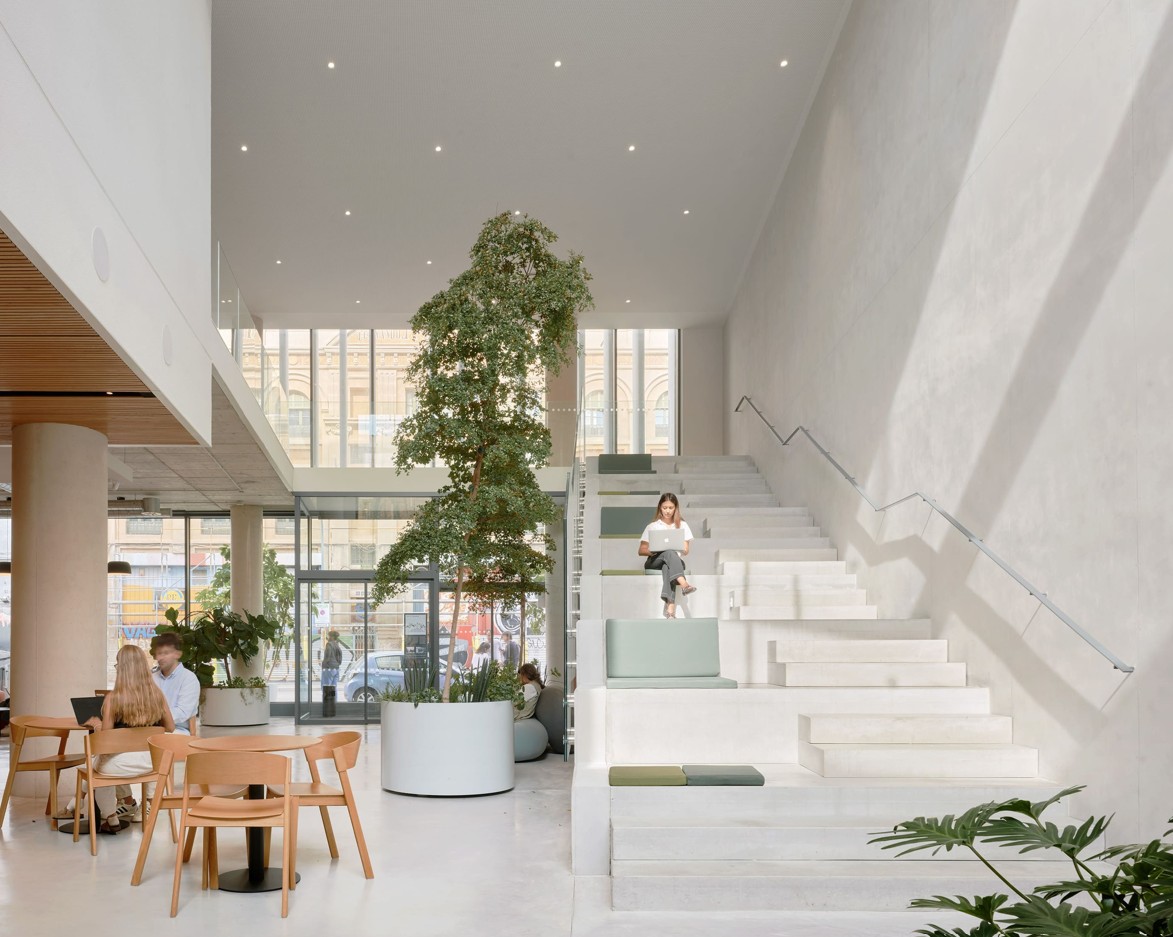 Interior zonas comunes CloudWorks