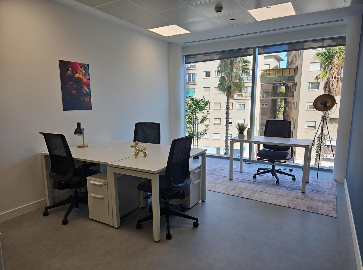 Interior oficina coworking spaces Barcelona