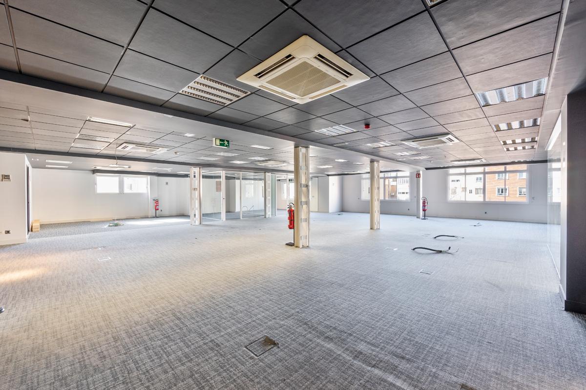 Fachada Oficinas Conde de Peñalver 45