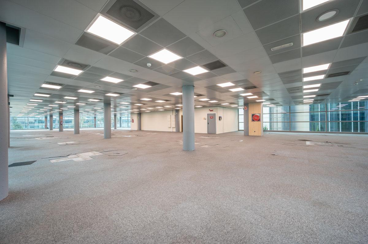 Interior oficina edificio Trianon