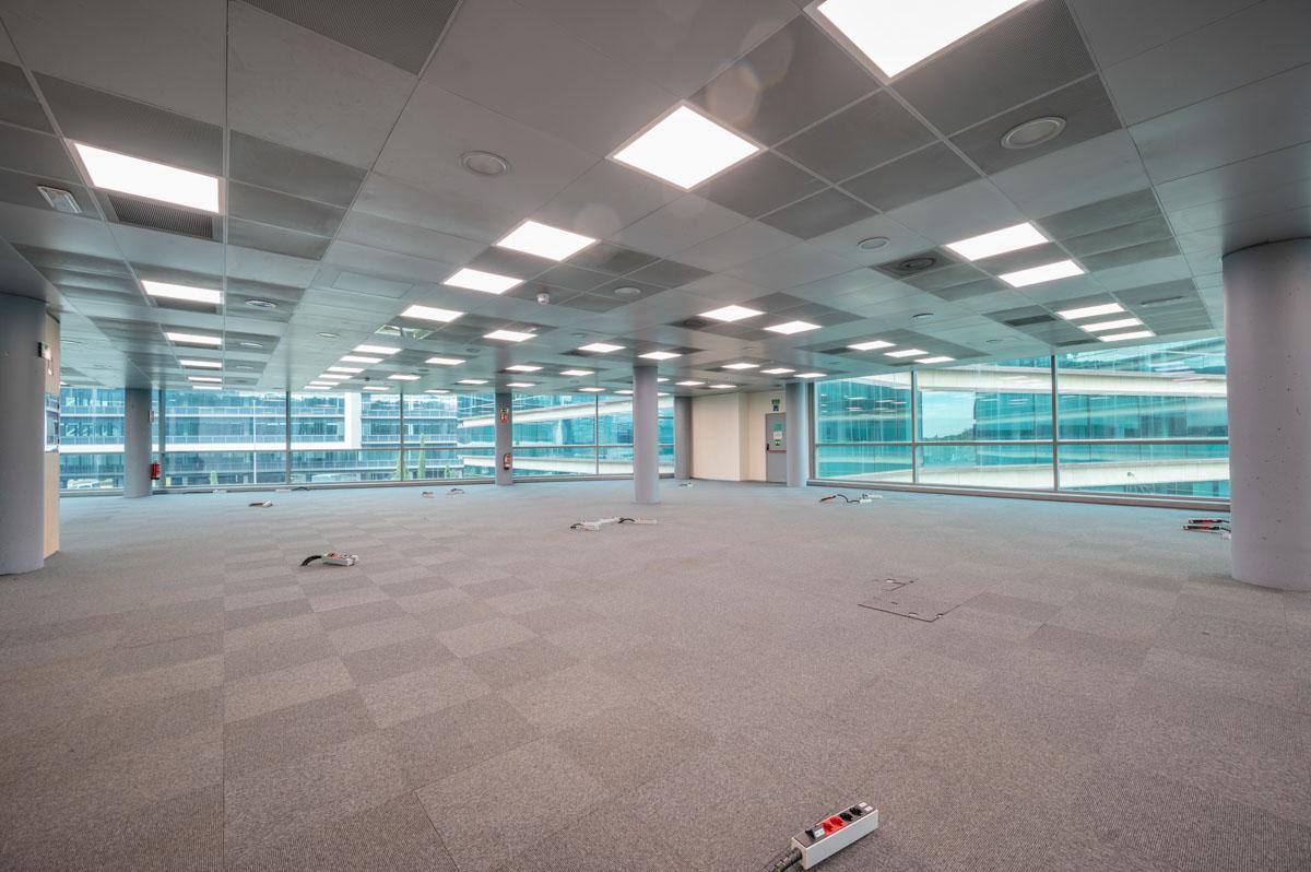 Interior oficina edificio Trianon