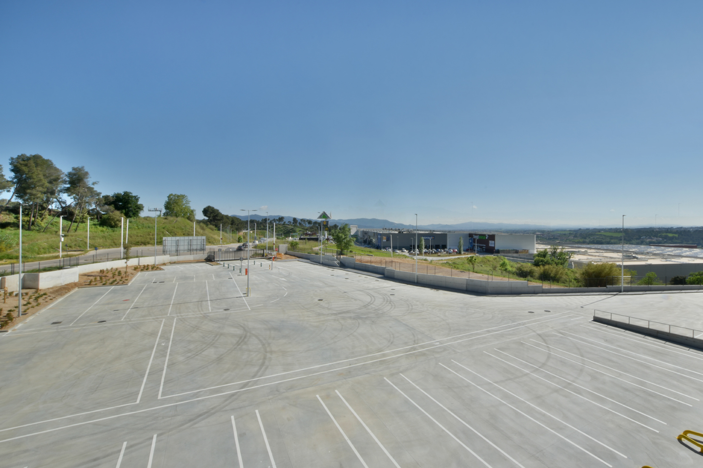 parking exterior