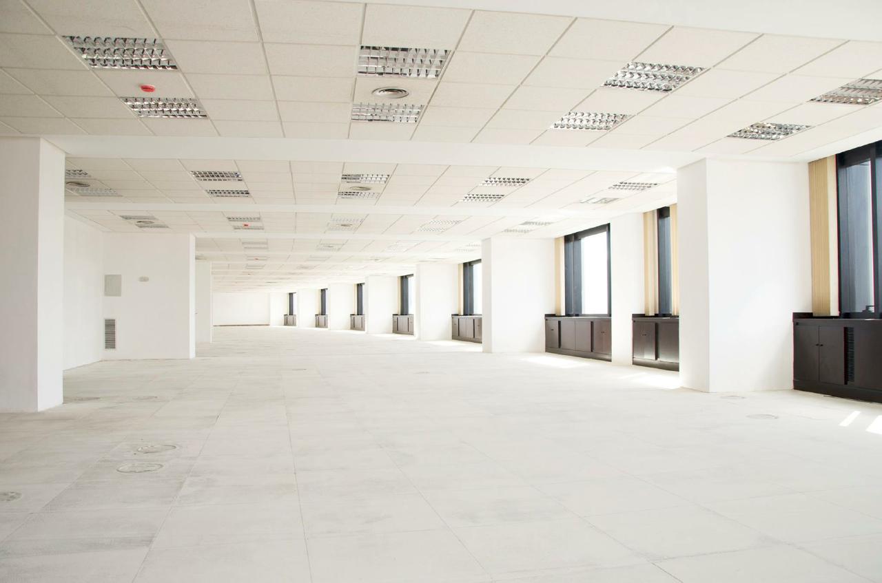 Edificio Europa interior oficinas